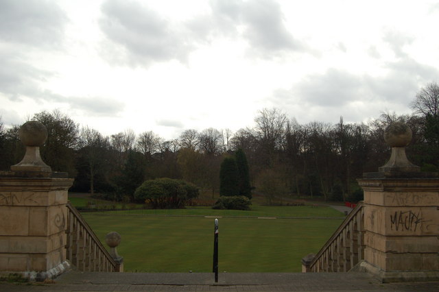 Lawn bowls