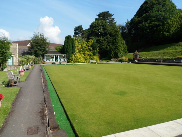 Lawn bowls